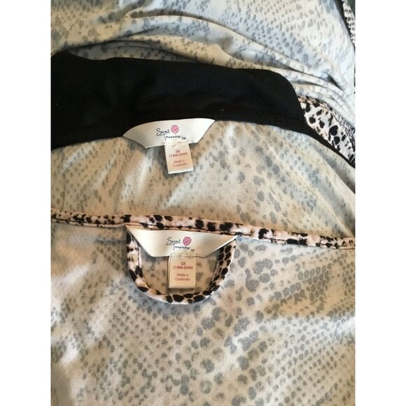 Secret Treasures 2-Piece Snakeskin Print Nightgown & Robe Set - Picture 11 of 11